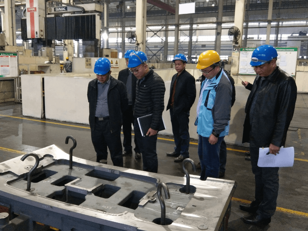 1605852894414914.png 柳州市張建國副市長領導一行到福臻車體調研指導_副本 (1).png